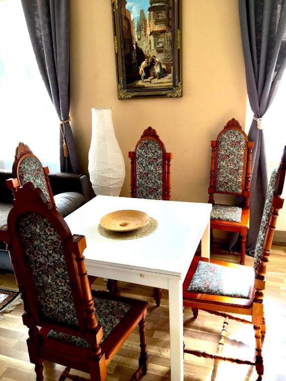 Apartment Vltavska F Prag Eksteriør billede